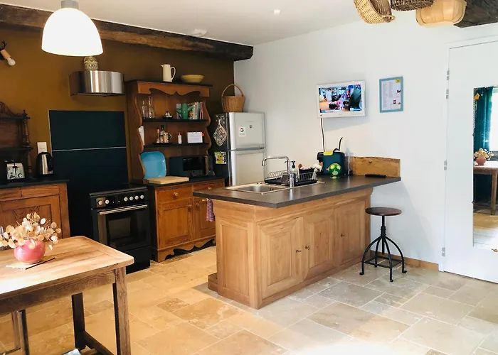 Le Couette 4 Etoiles, Charme & Confort Chic Saint-Colombin