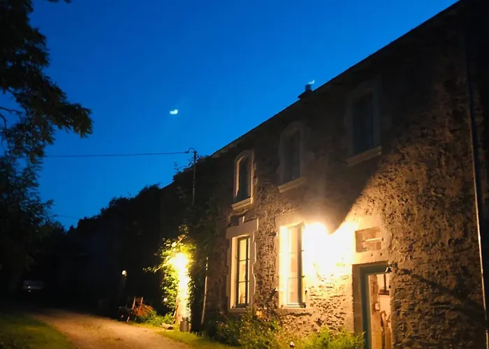 Le Couette 4 Etoiles, Charme & Confort Chic בית נופש